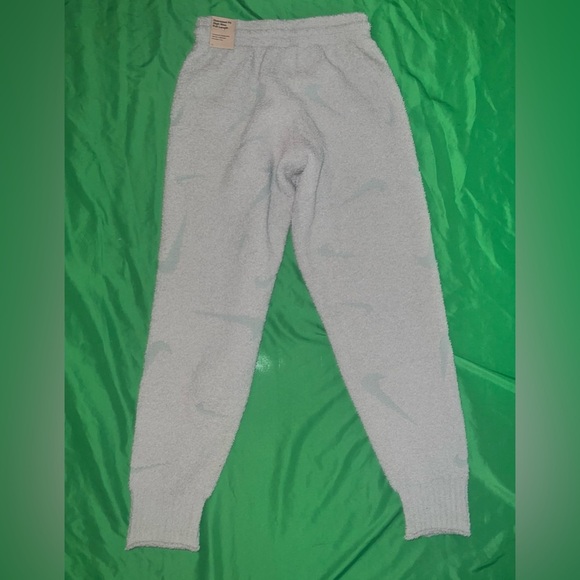 NWT Nike Phoenix Boulce High Waisted Logo Jade Joggers size Small - Picture 3 of 10